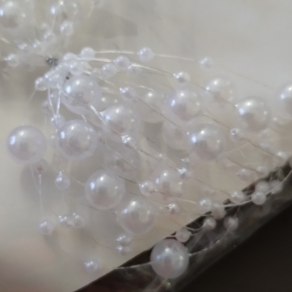 Pearl Hair Accessory - Picture 4 of 6